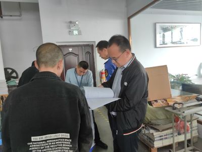 龍港市開展印刷業安全生產聯合巡查行動，聚焦包裝裝潢印刷品印刷環節